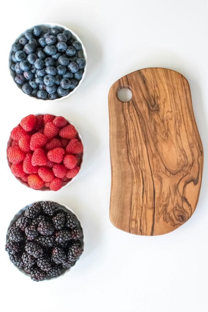 Τα αρώματα με βατόμουρα είναι η πιο hot άφιξη της άνοιξης