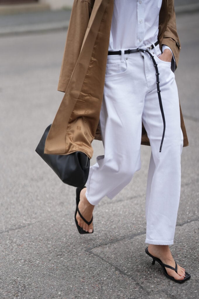 Τα 2 μαύρα πέδιλα που χρειάζεται η γκαρνταρόμπα