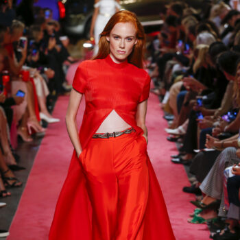 red-alert-το-φλογερό-κόκκινο-στις-πασαρέλες-τ-81145