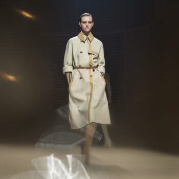 suzypfw-hermes-being-or-not-being-bourgeois-90257