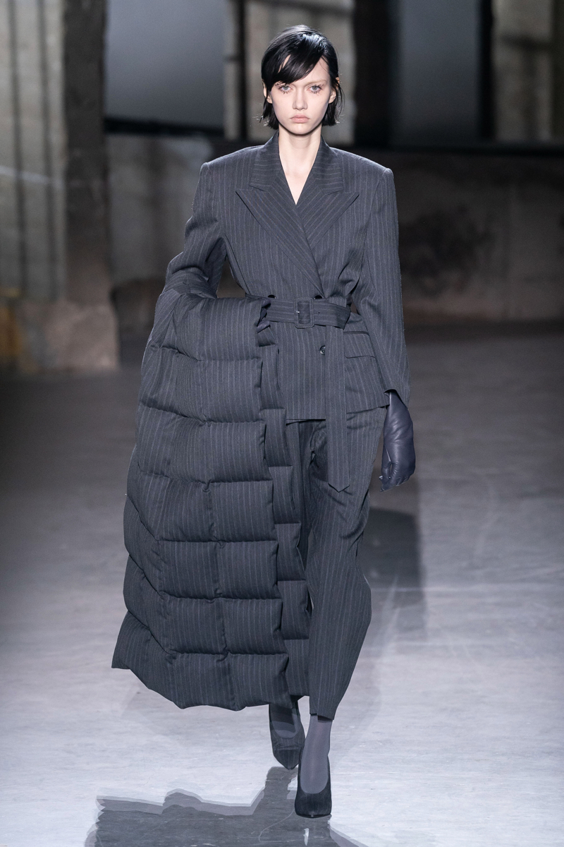 Autumn/Winter 2019 Ready-To-Wear / Dries Van Noten-1