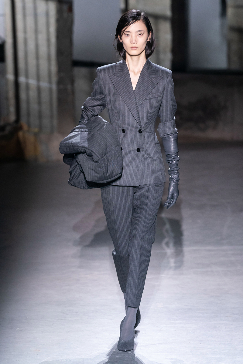Autumn/Winter 2019 Ready-To-Wear / Dries Van Noten-3