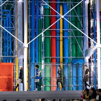 suzypfw-louis-vuitton-inspired-by-modernist-architecture-89767