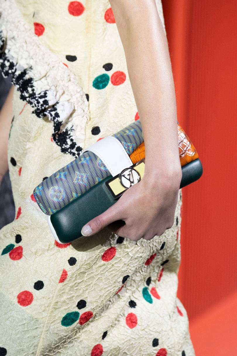 #SuzyPFW: Louis Vuitton – Inspired By Modernist Architecture-5