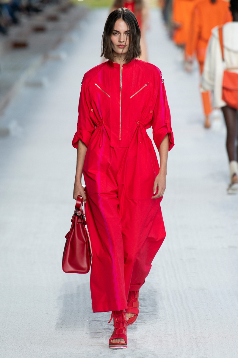 Hermès Jumpsuits: Οι σχεδιαστές εμπνέονται από περασμένες δεκαετίες-8