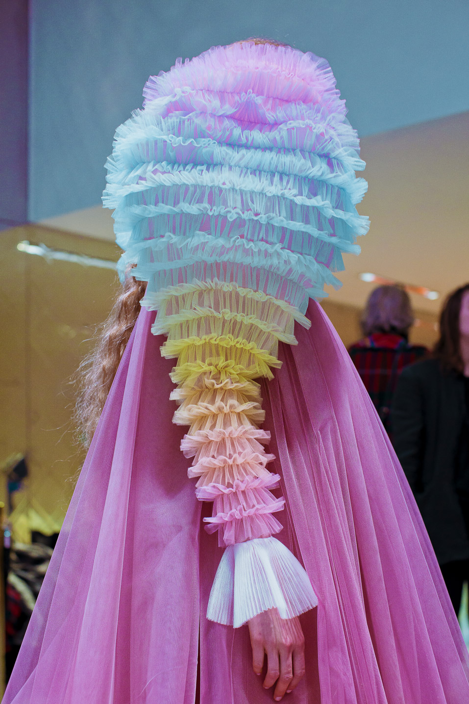 Viktor & Rolf, HC SS19 ΟΝΕΙΡΟΔΡΑΜΑ: Paris Haute Couture Report Spring/Summer 2019-29