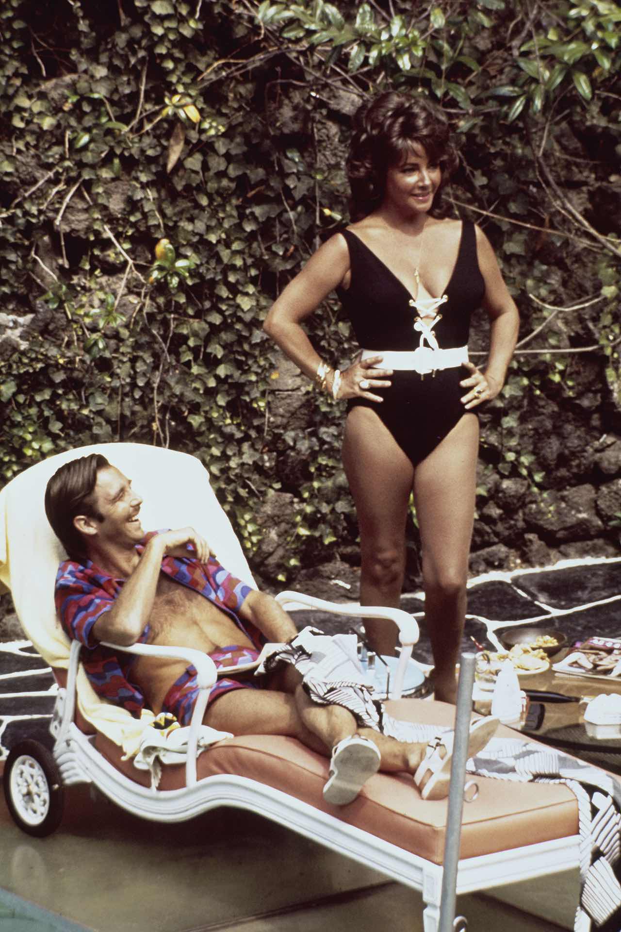Elizabeth Taylor Τότε και τώρα: <br/>Η μόδα στα μαγιό-20