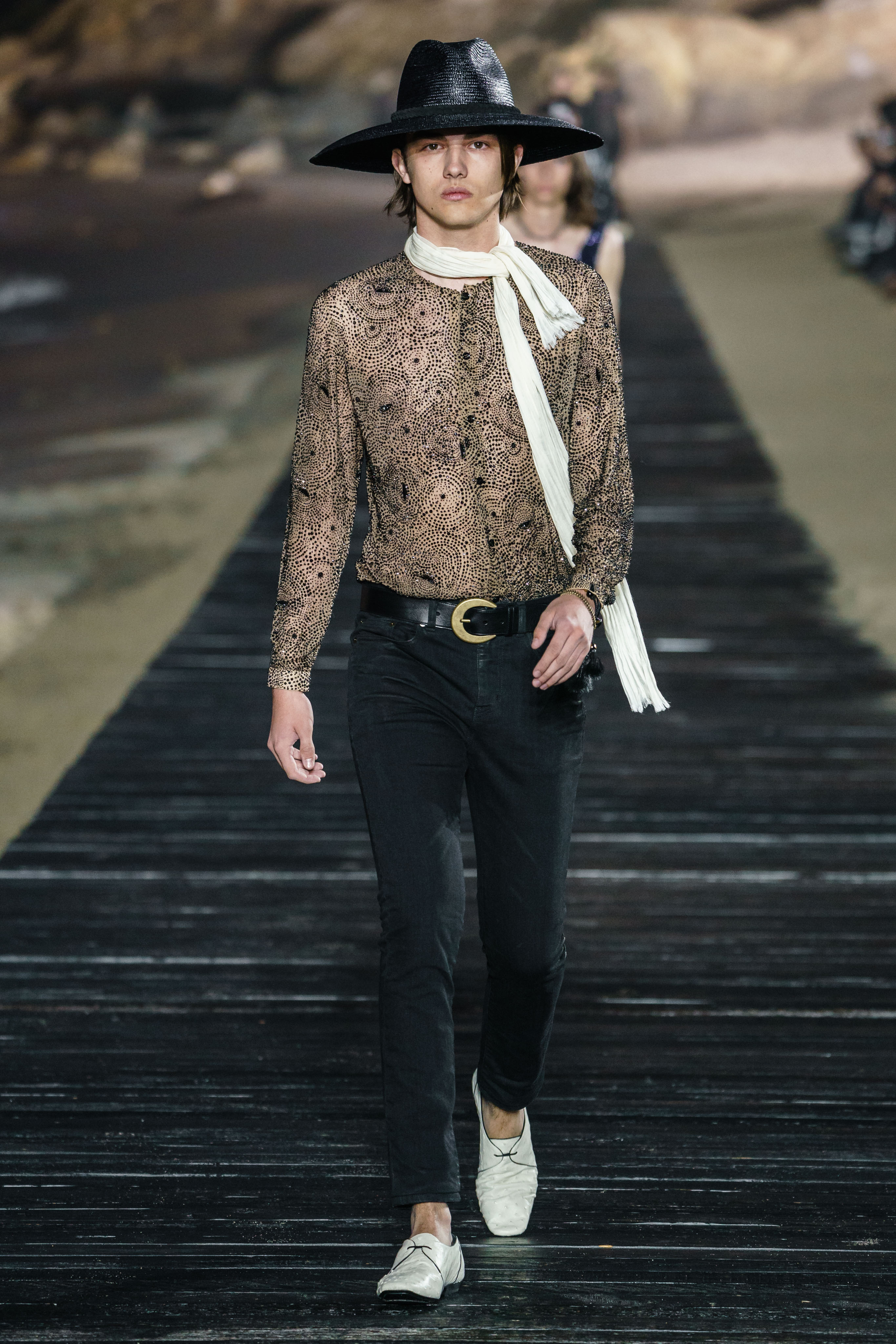 Spring/Summer 2020 Resort / Saint Laurent-21