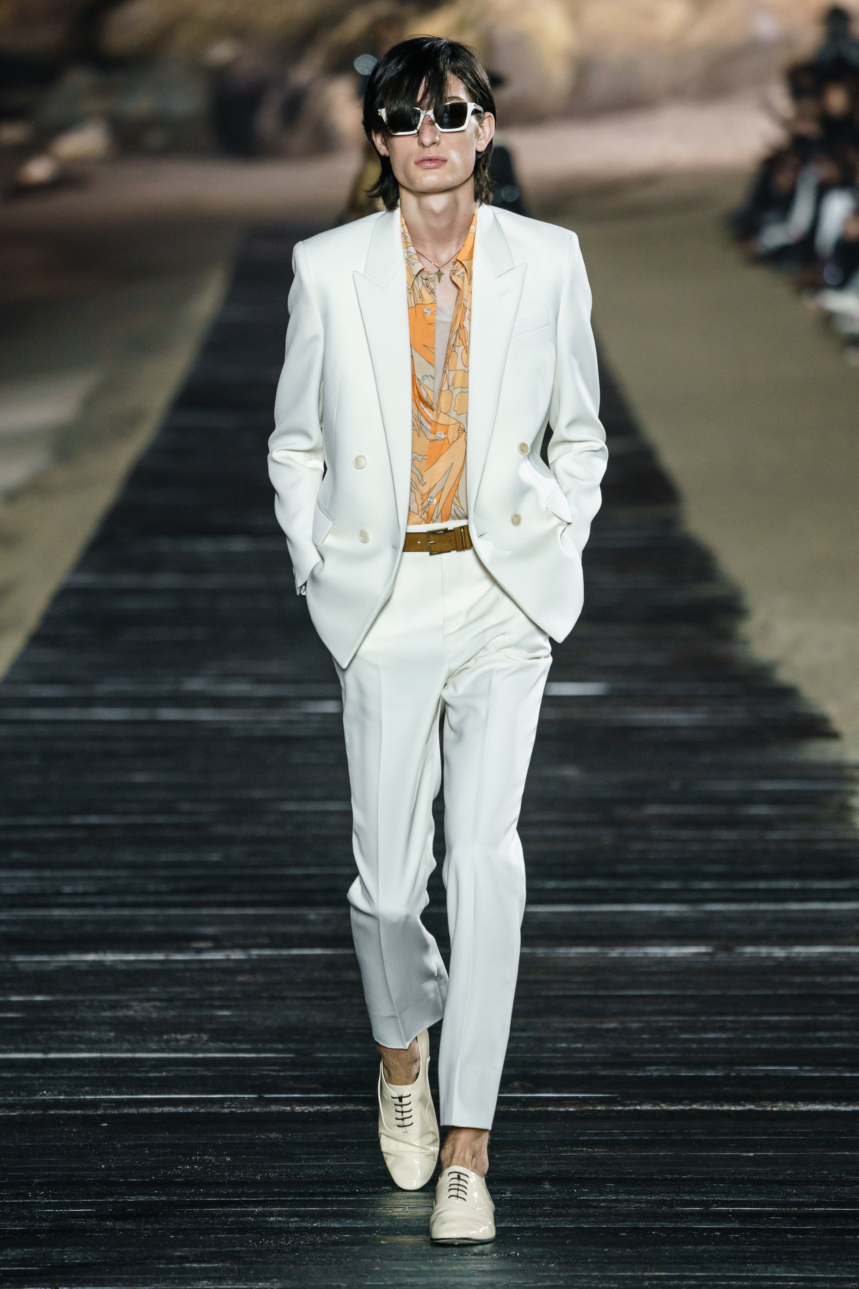 Spring/Summer 2020 Resort / Saint Laurent-48