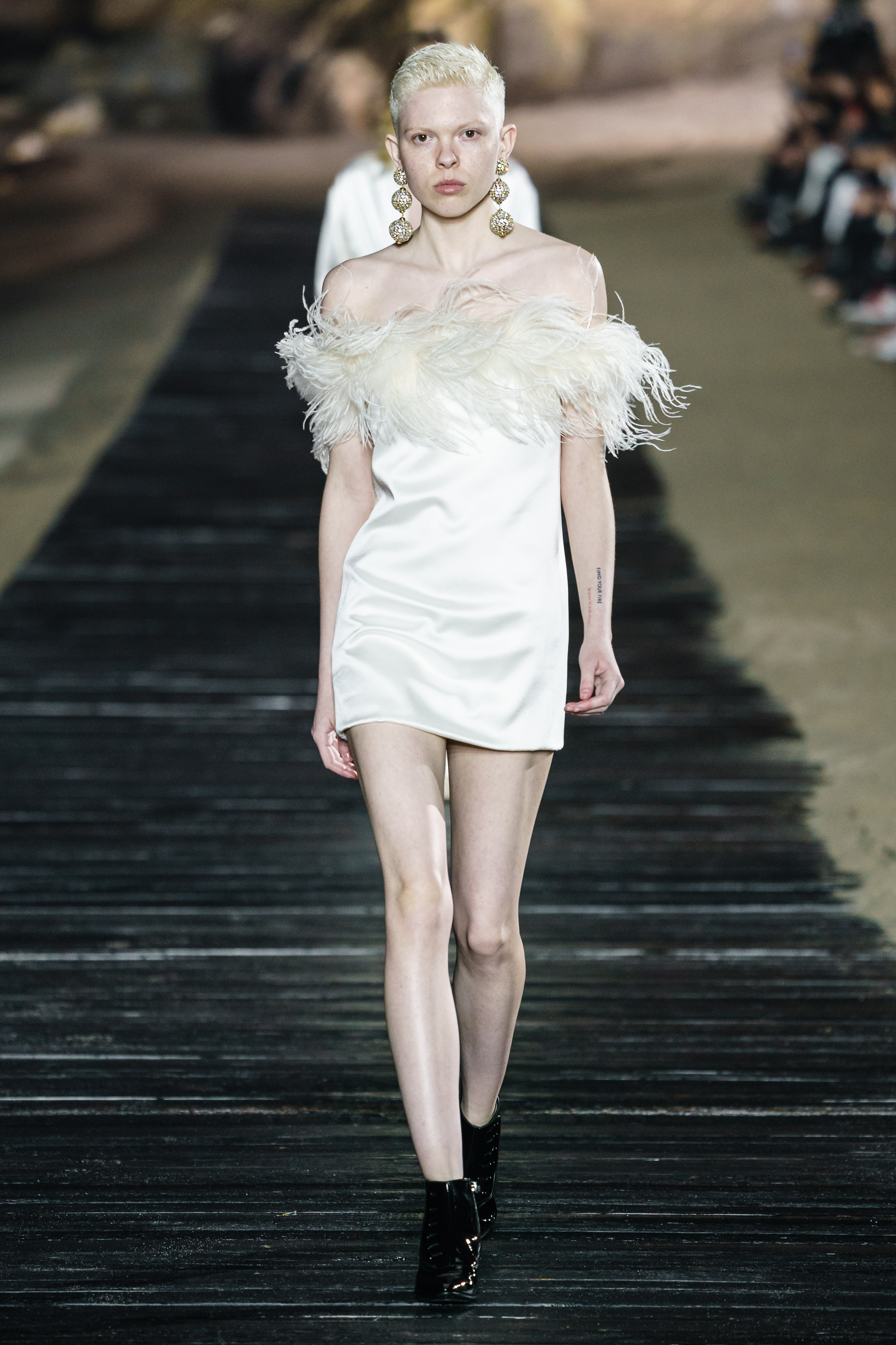 Spring/Summer 2020 Resort / Saint Laurent-61