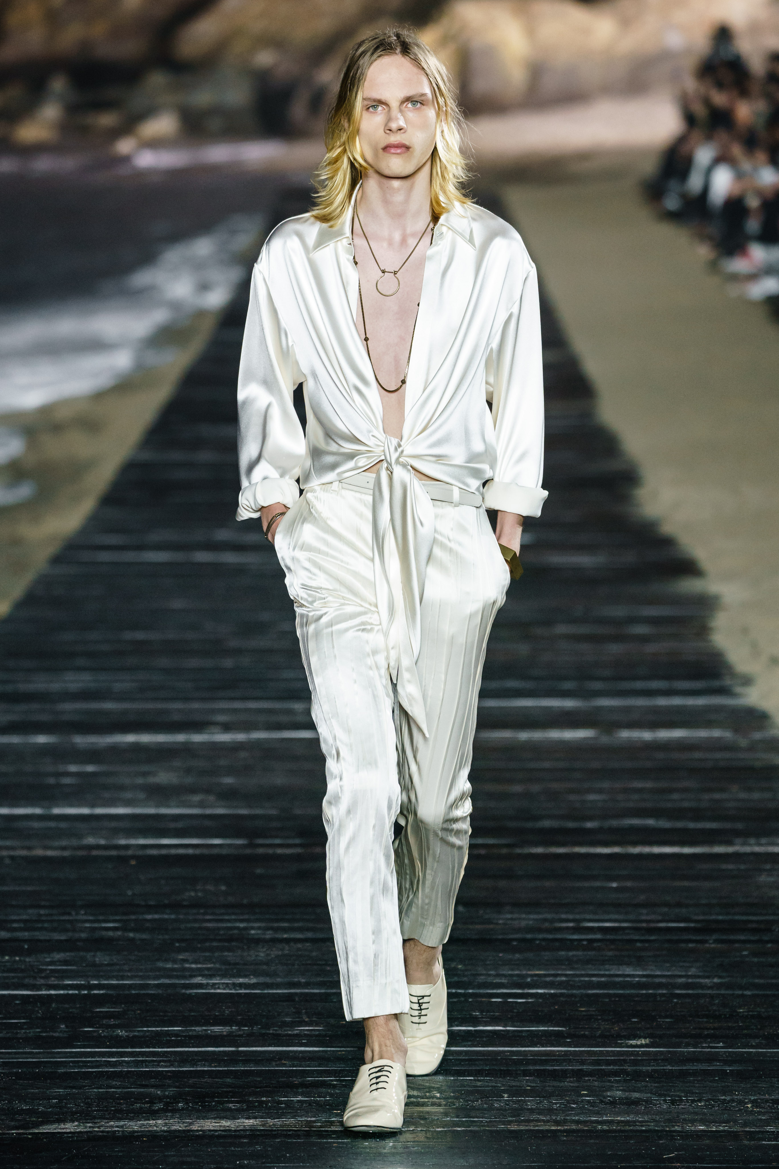 Spring/Summer 2020 Resort / Saint Laurent-62