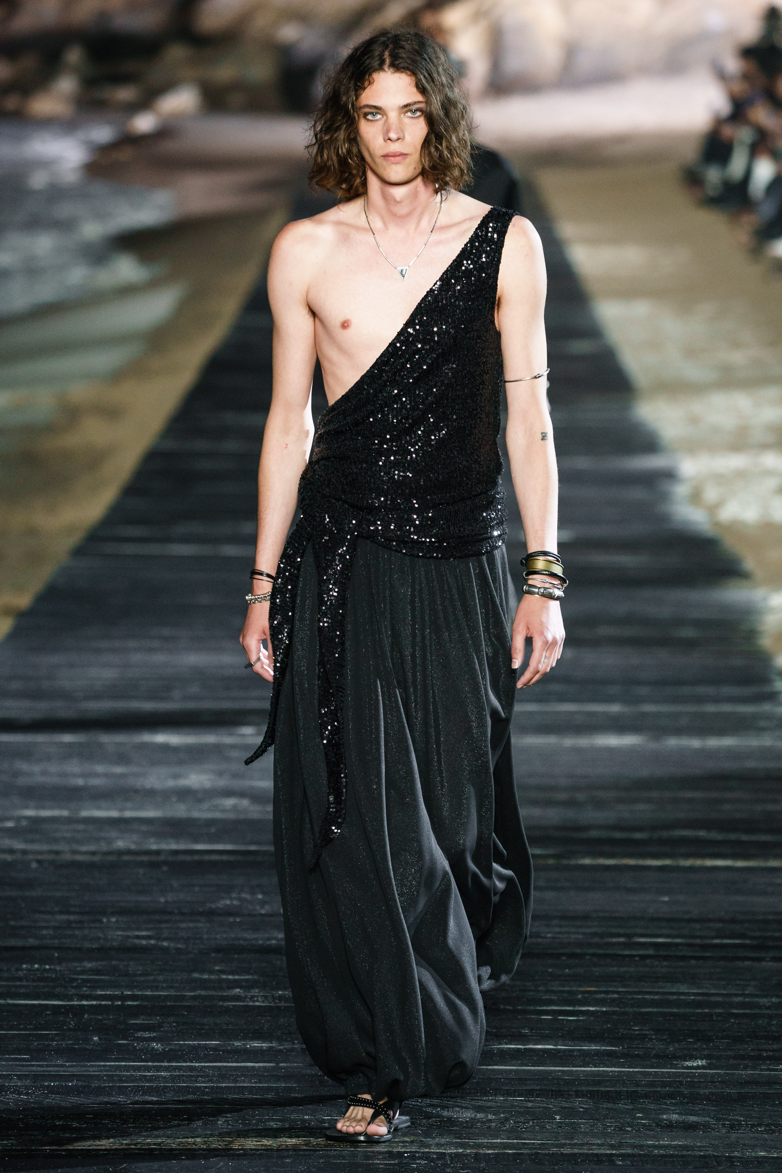 Spring/Summer 2020 Resort / Saint Laurent-63