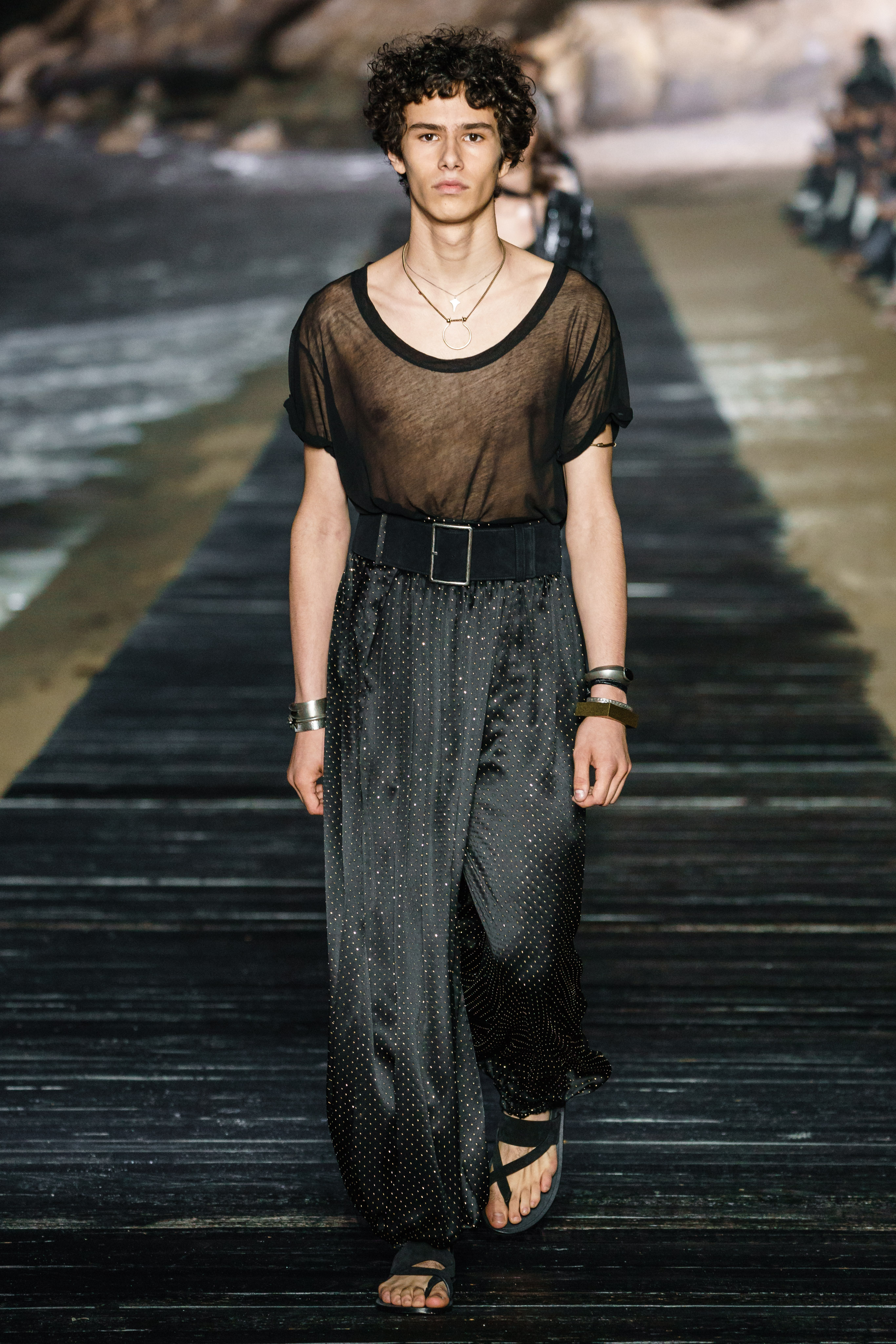 Spring/Summer 2020 Resort / Saint Laurent-75