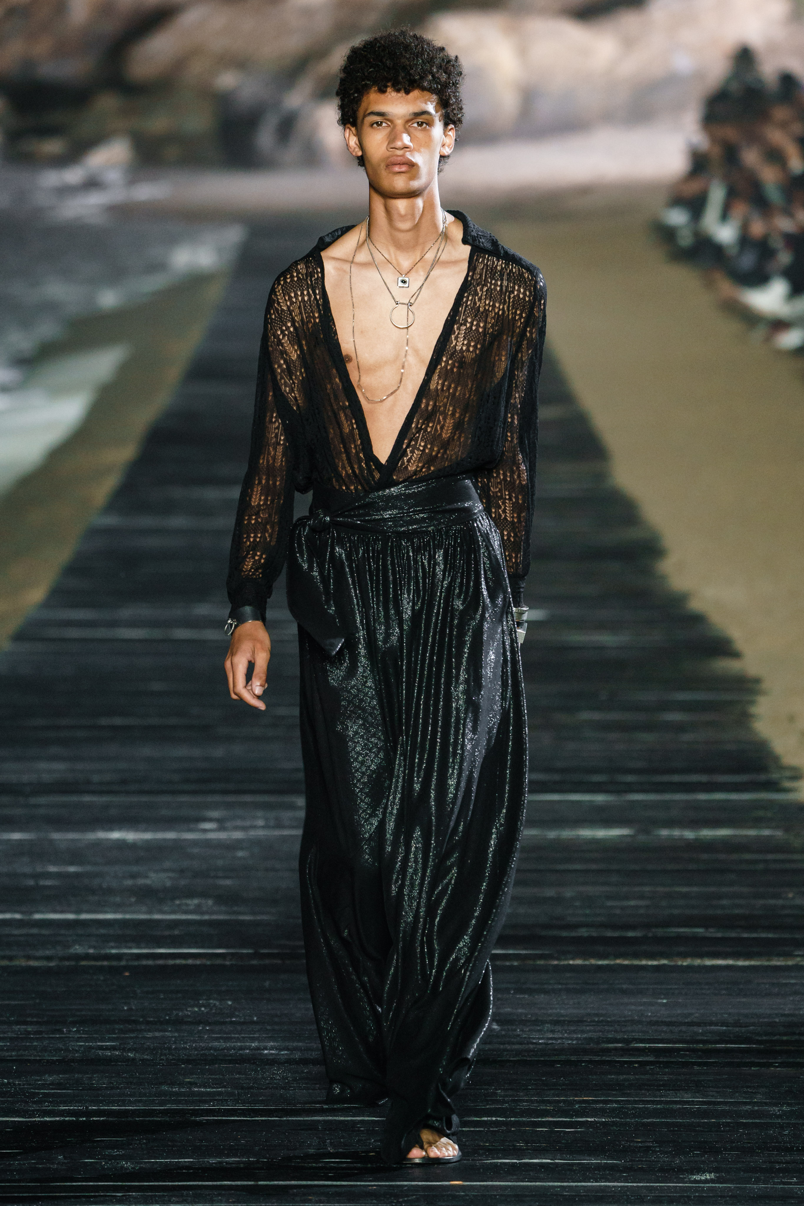 Spring/Summer 2020 Resort / Saint Laurent-82