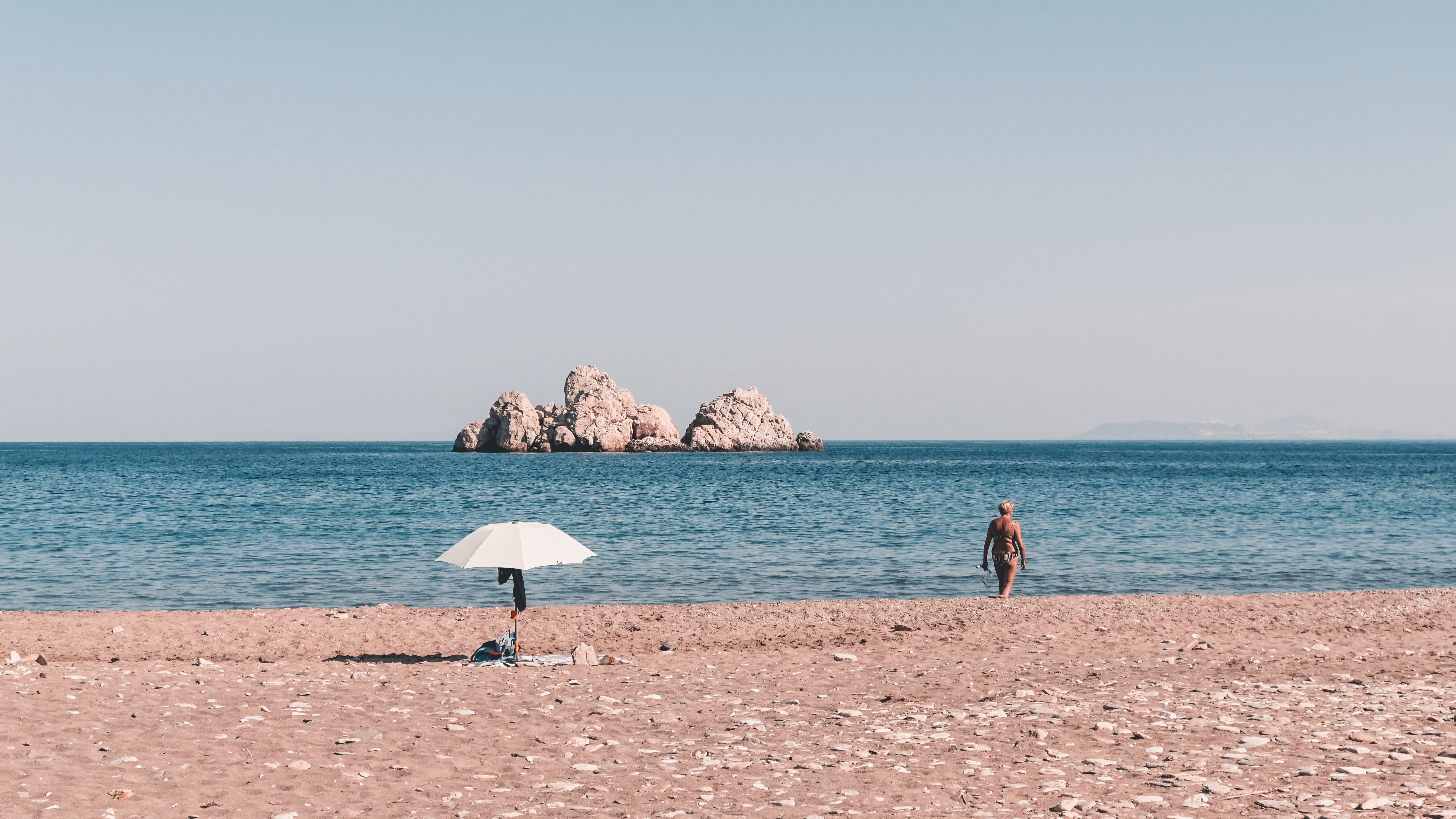 Σίκινος 4 διάσημοι travel bloggers του εξωτερικού αποκαλύπτουν τη δική τους Ελλάδα-10