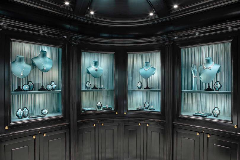 The interior of the new Gucci high jewellery boutique on Place Vendôme in Paris #SuzyJewels – Place Vendôme: Jewellers Change Settings – For Customers And Gemstones-4