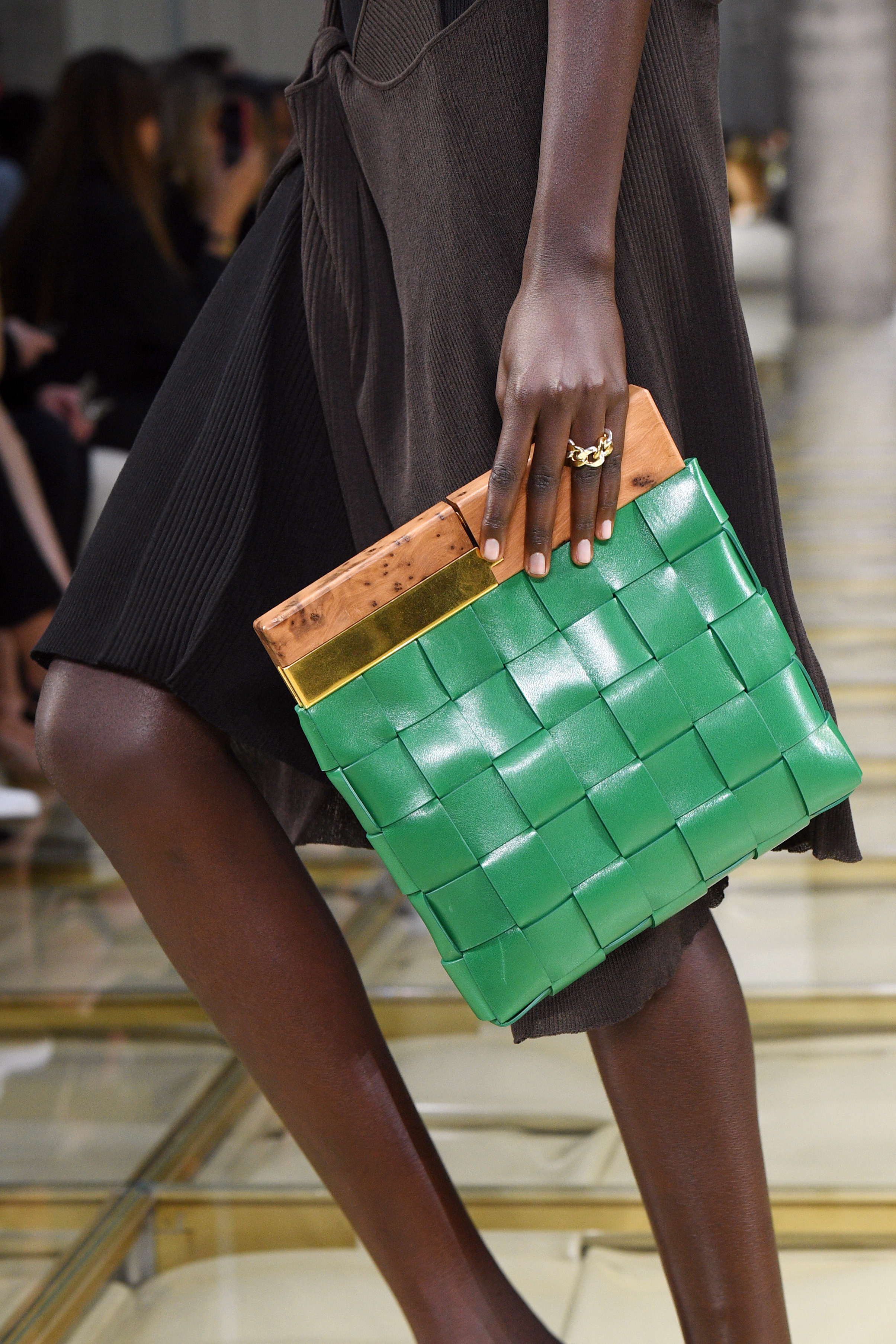Bottega Veneta SS20: Τα αξεσουάρ που ξεχώρισαν-5