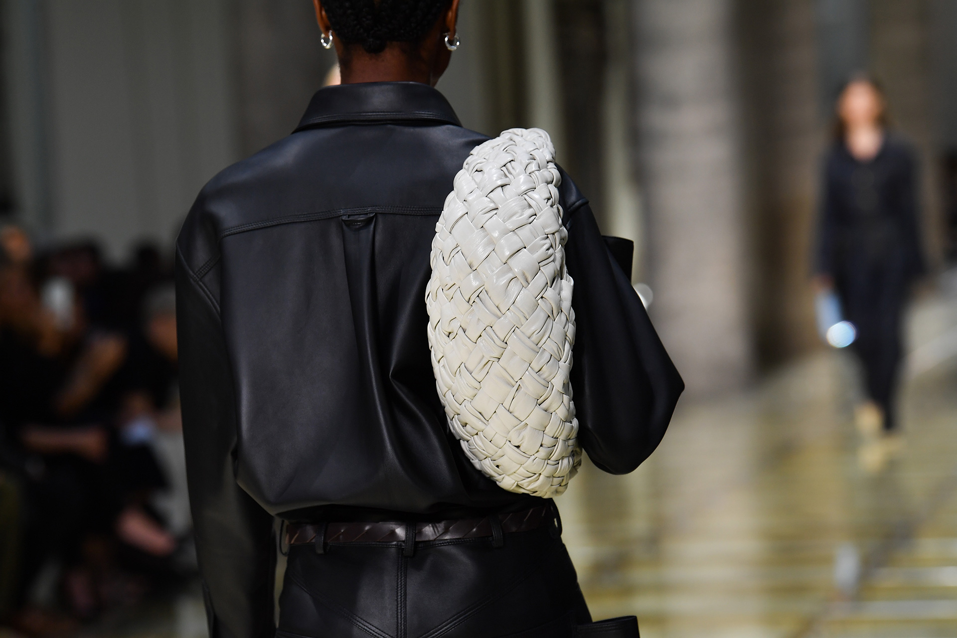 Bottega Veneta SS20: Τα αξεσουάρ που ξεχώρισαν-15
