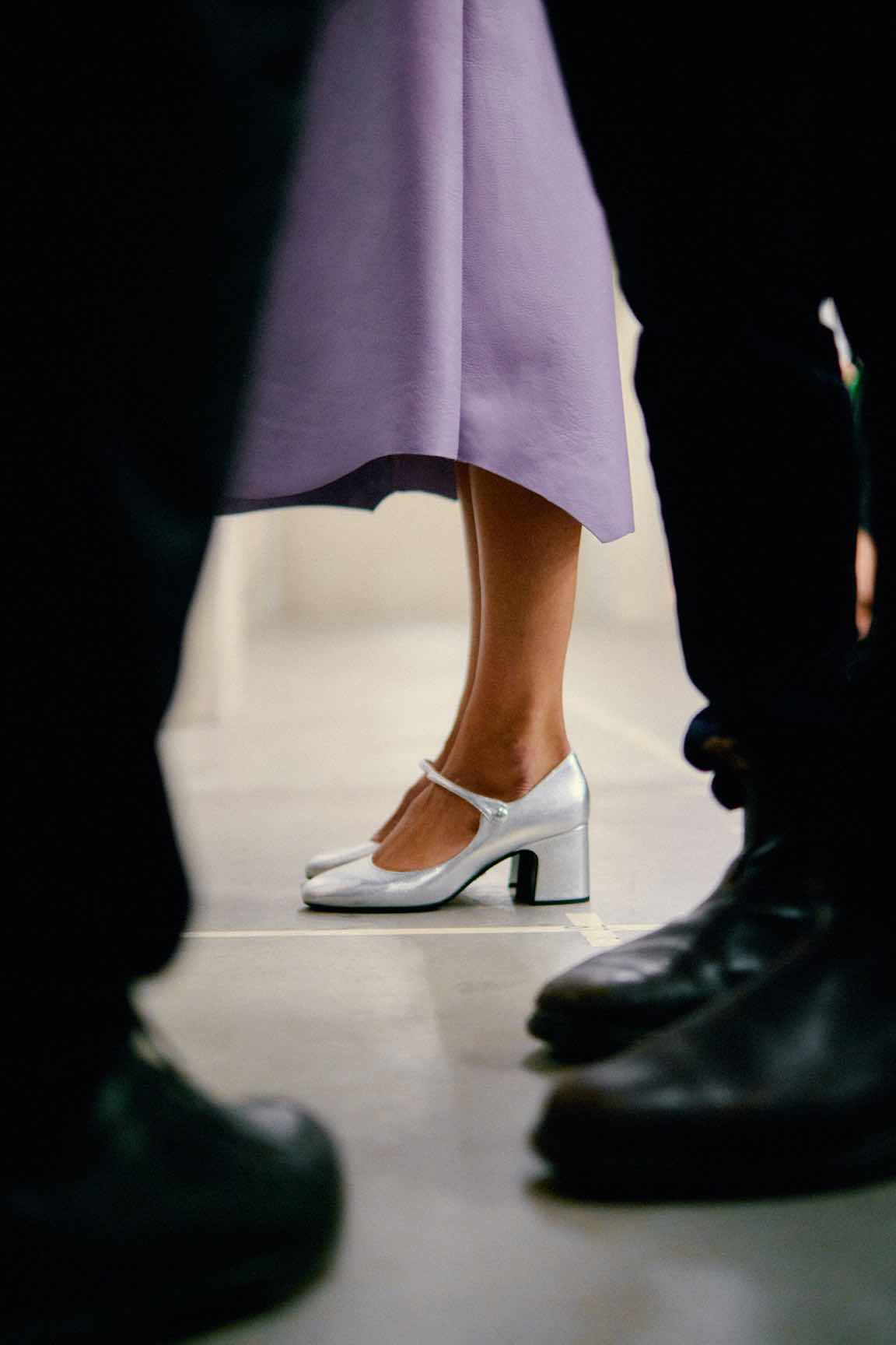 Prada SS20: Ο φακός της Vogue στα παρασκήνια του σόου-28