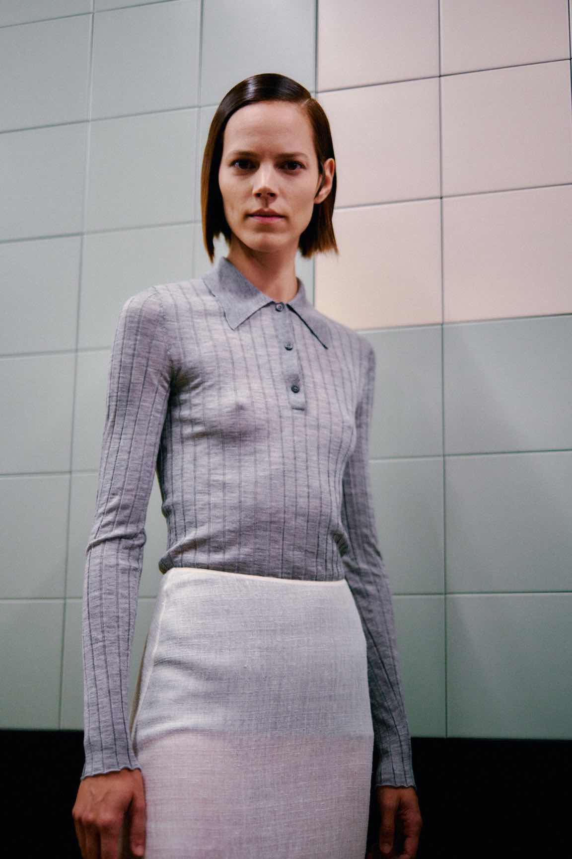 Prada SS20: Ο φακός της Vogue στα παρασκήνια του σόου-36
