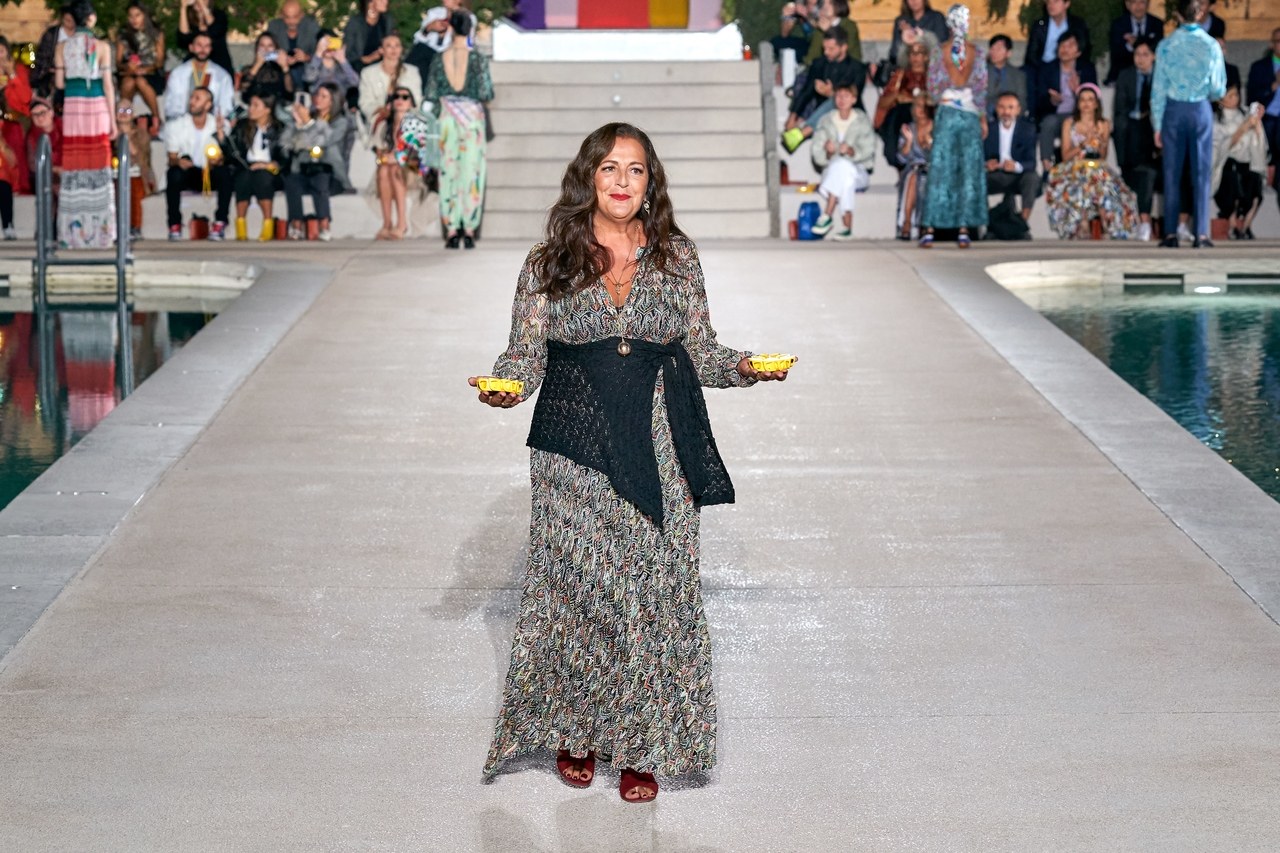 Angela Missoni at the end of her Spring/Summer 2020 collection. #SuzyMFW: Missoni and Marni Focus On The Future Of Planet Earth-3