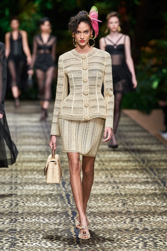 A dress with a woven shaped bodice using the technique of a Borsalino hat at Dolce & Gabbana. #SuzyMFW: Gucci Does Sex; Dolce & Gabbana Head To The Tropics-11