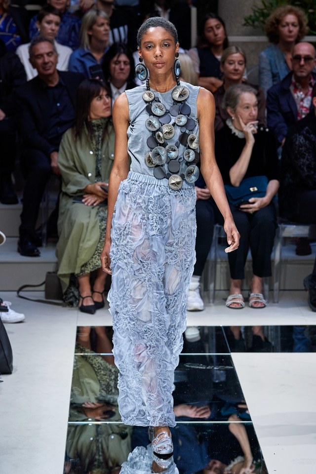 Giorgio Armani Spring/Summer 2020. #SuzyMFW Armani: The Extraordinary Fragility Of Planet Earth-3