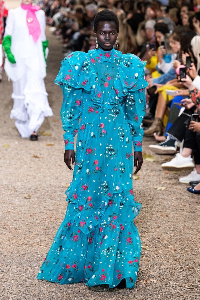 Erdem spring/summer 2020 #SuzyLFW: Erdem Plays Homage To A Romantic Revolutionary-4