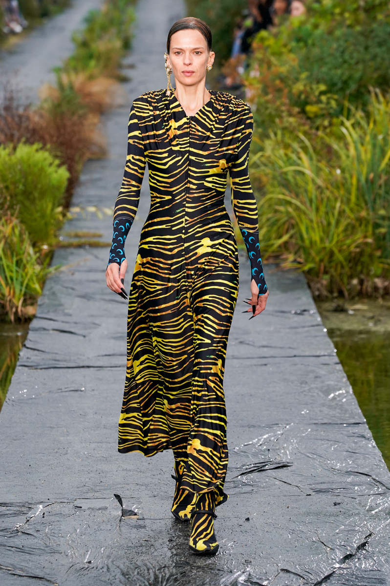 Spring/Summer 2020 Ready-To-Wear/ Marine Serre-43