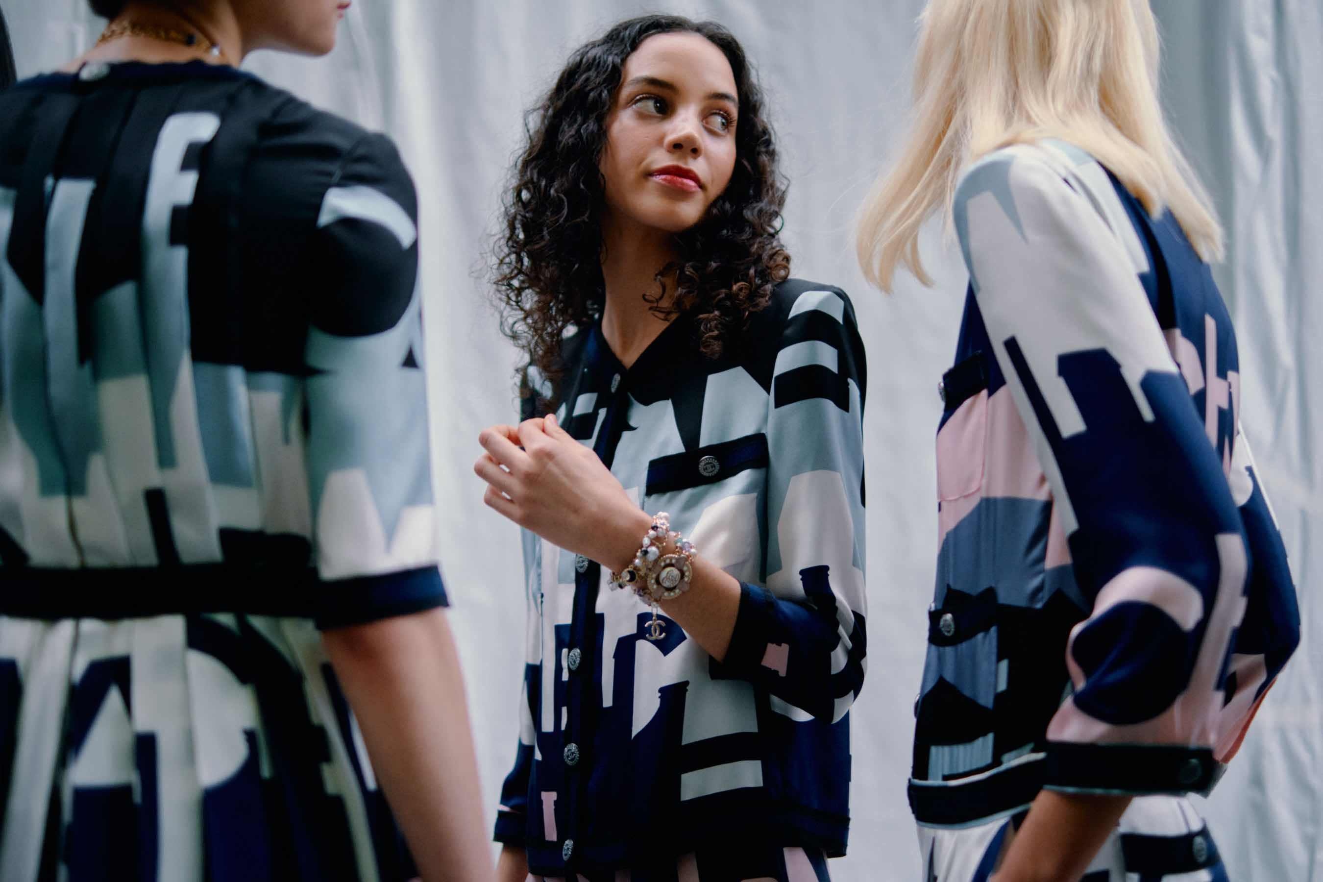 Backstage στο show της Chanel για την Άνοιξη/Καλοκαίρι 2020-19