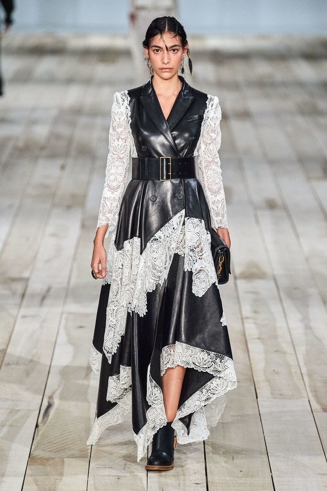 Alexander McQueen Spring/Summer 2020 #SuzyPFW: Alexander McQueen’s Irish Poetry-4