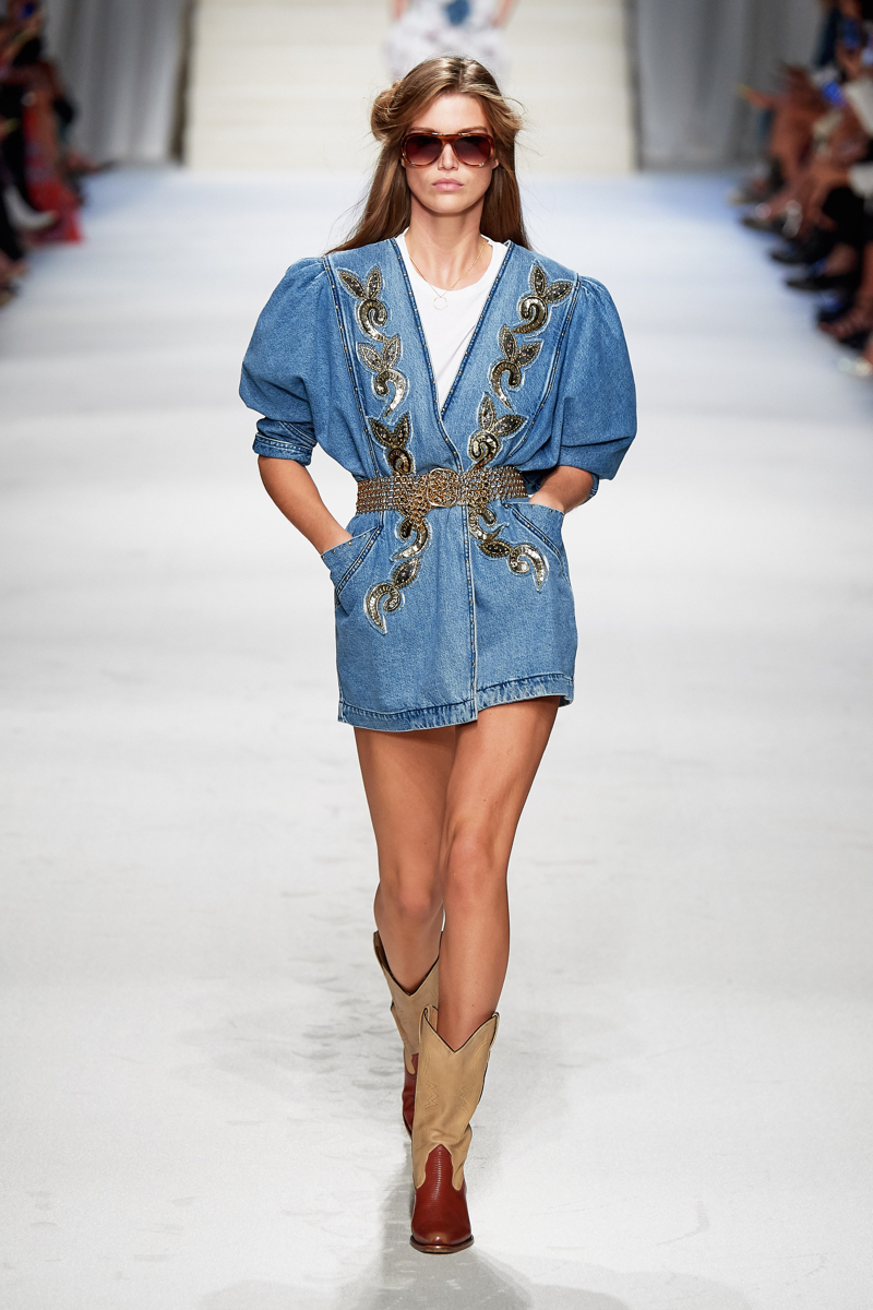 Philosophy di Lorenzo Serafini Spring/ Summer2020 The Power Sleeve: Σύμβολο δυναμισμού από τις πασαρέλες SS20-3