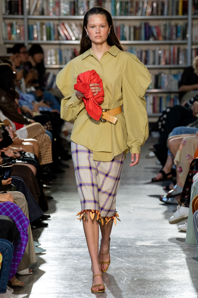 Rejina Pyo Spring/ Summer 2020 The Power Sleeve: Σύμβολο δυναμισμού από τις πασαρέλες SS20-7