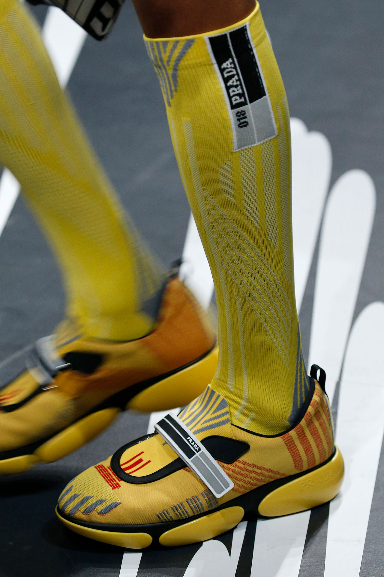 Pradidas: ÎÎ¹Î± ÏÏÎ½ÎµÏÎ³Î±ÏÎ¯Î± Î²Î³Î±Î»Î¼Î­Î½Î· Î±ÏÏ ÏÎ¿ Î¼Î­Î»Î»Î¿Î½ | VOGUE.GR