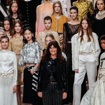 catwalk-εικόνες-από-το-show-pre-fall-2020-της-chanel-στο-παρίσι-118798