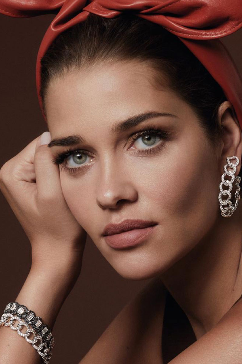 Η Ana Beatriz- Barros φωτογραφίζεται με δημιουργίες της συλλογής ECHO Diamonds are Forever-4