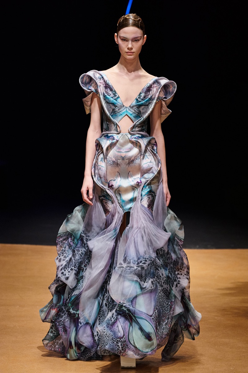 Spring/Summer 2020 Couture / Iris Van Herpen-17