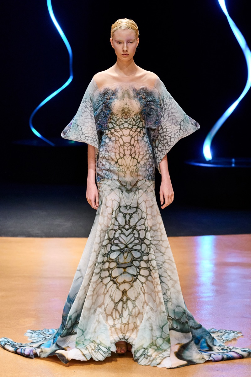 Spring/Summer 2020 Couture / Iris Van Herpen-18