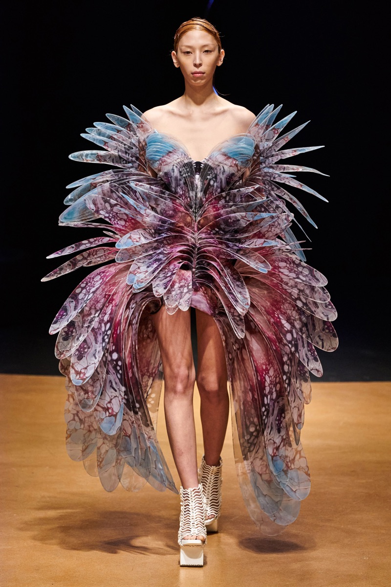 Spring/Summer 2020 Couture / Iris Van Herpen-21