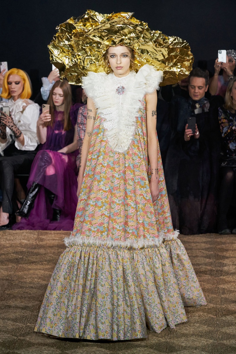 Spring/Summer 2020 Couture / Viktro&Rolf-4