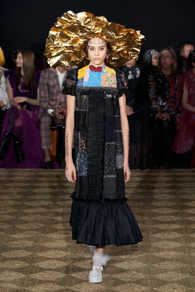 Spring/Summer 2020 Couture / Viktro&Rolf-21