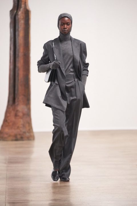 Autumn/Winter 2020 Ready-To-Wear/ The Row-12