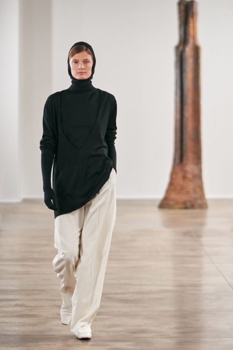 Autumn/Winter 2020 Ready-To-Wear/ The Row-31