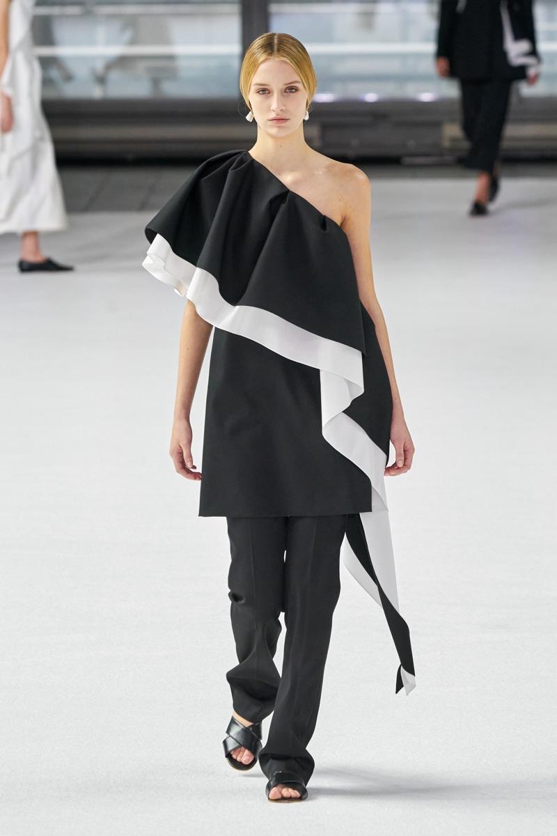Autumn/Winter 2020 Ready-To-Wear/ Carolina Herrera-15