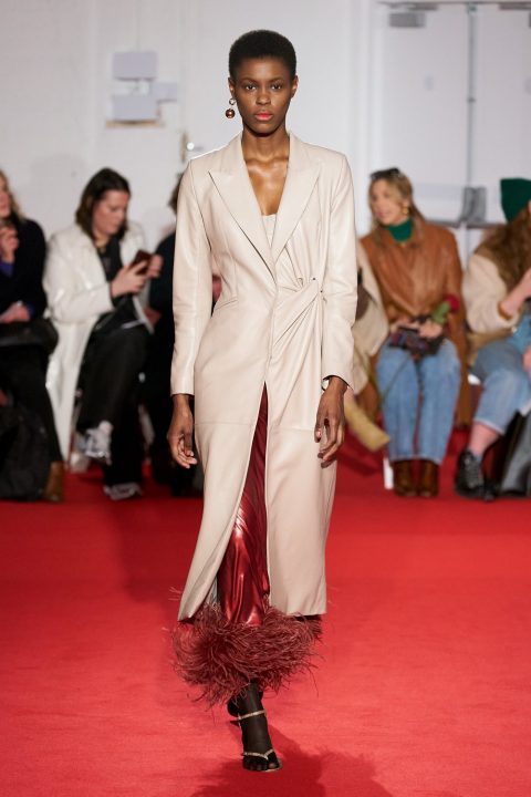 Autumn/Winter 2020 Ready-To-Wear/ 16Arlington-16