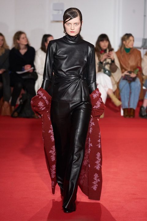 Autumn/Winter 2020 Ready-To-Wear/ 16Arlington-18