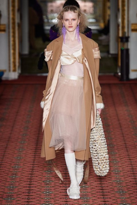 Autumn/Winter 2020 Ready-To-Wear/ Simone Rocha-15