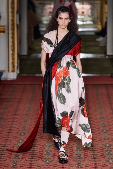 Autumn/Winter 2020 Ready-To-Wear/ Simone Rocha-24