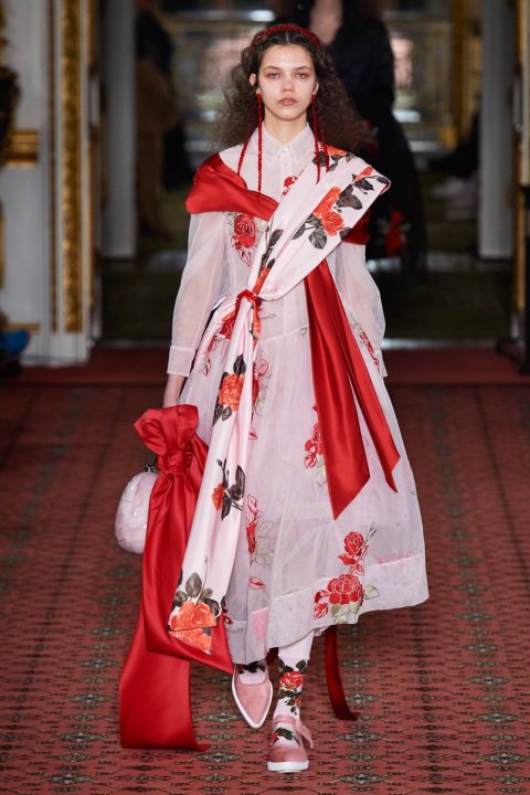Autumn/Winter 2020 Ready-To-Wear/ Simone Rocha-25
