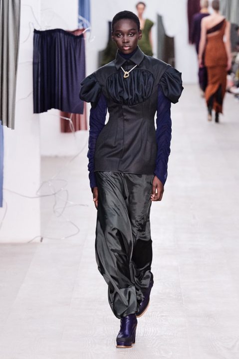 Autumn/Winter 2020 Ready-To-Wear/ Richard Malone-23